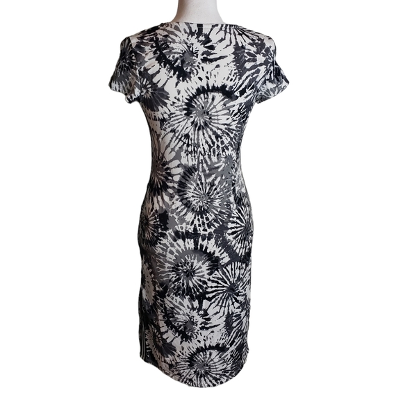 Gray White Tie Dye Bodycon T-Shirt Dress Juniors Sz Med 7-9 Crewneck Stretchy - Picture 5 of 16